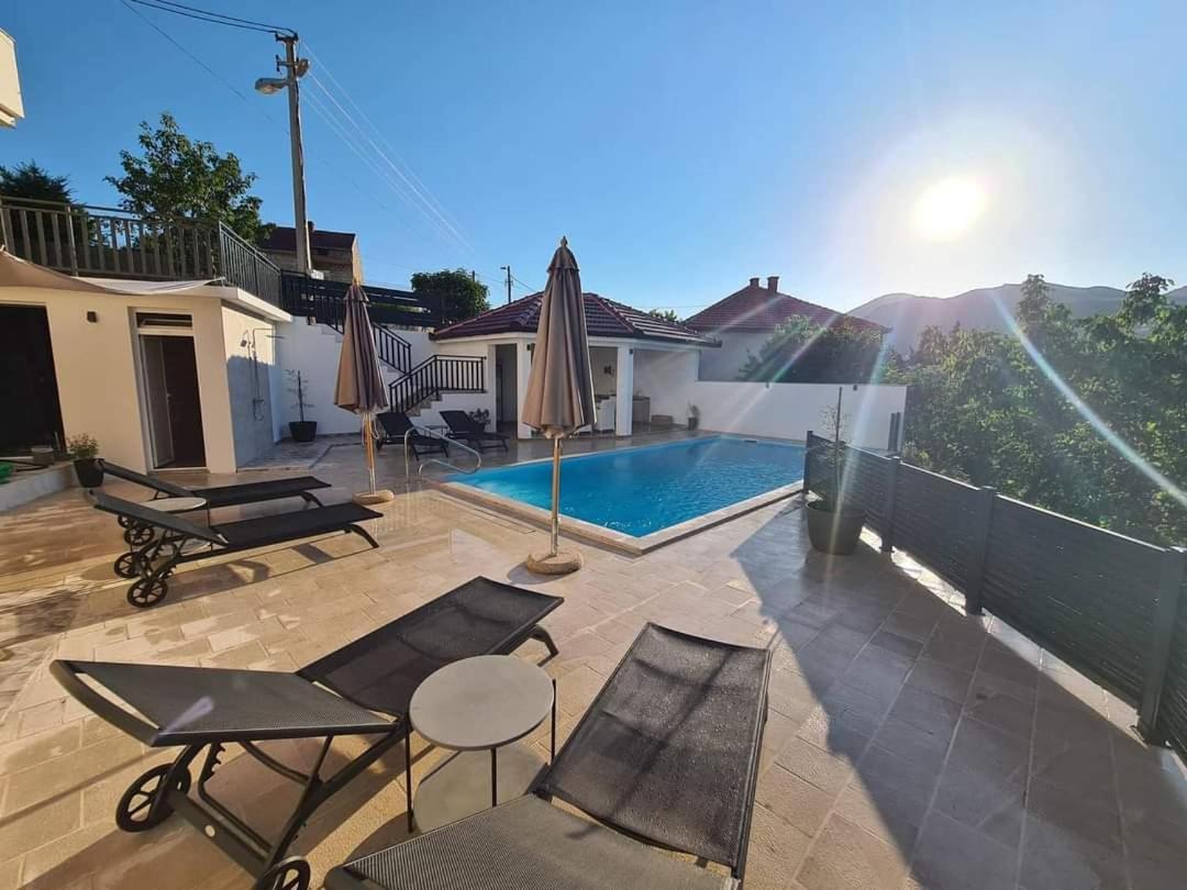 Studio Apartmani Milovic Trebinje Eksteriør bilde