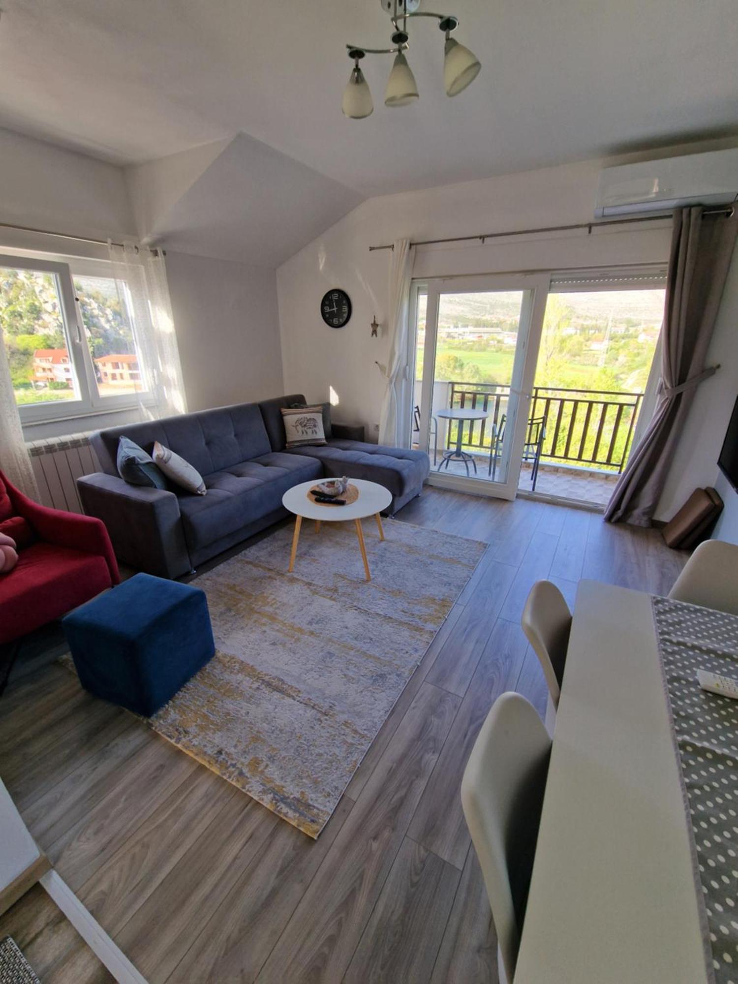 Studio Apartmani Milovic Trebinje Eksteriør bilde